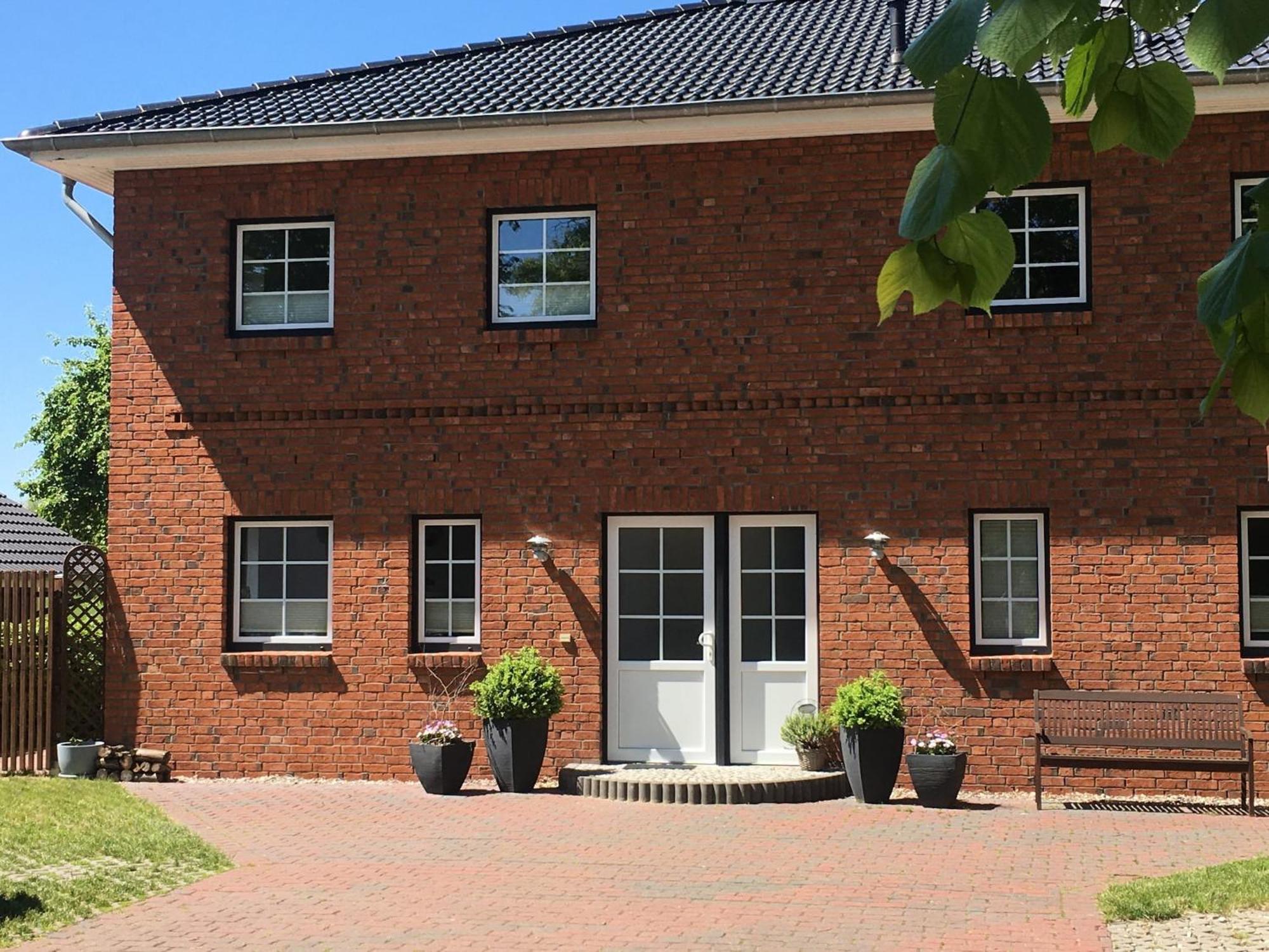 Charming Apartment In Oldenburg In Holstein With Terrace ภายนอก รูปภาพ