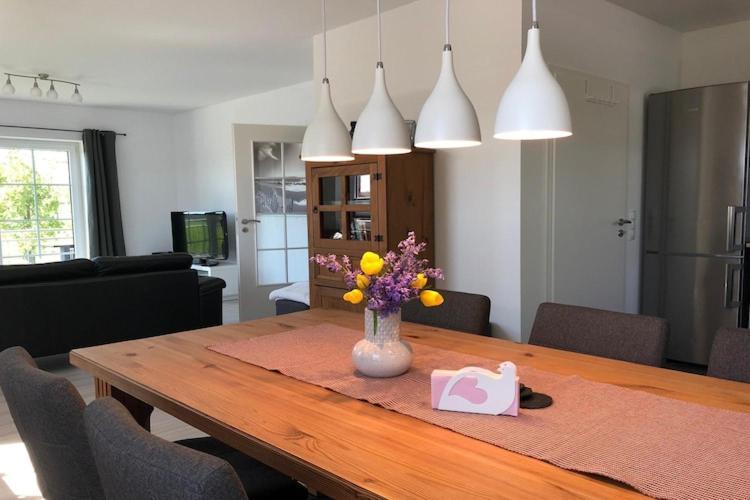 Charming Apartment In Oldenburg In Holstein With Terrace ภายนอก รูปภาพ